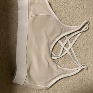 Wilo the Label | Beige Sports Bra with Crisscross Back | Sz L